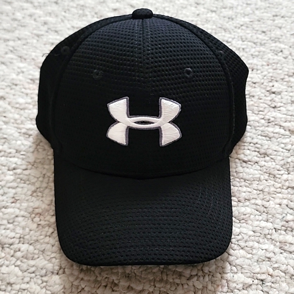 Under Armour Hat - Size S/M